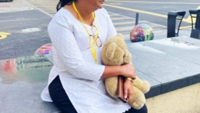 Photo of 英迪拉明见总警长 移交爱女玩具熊
