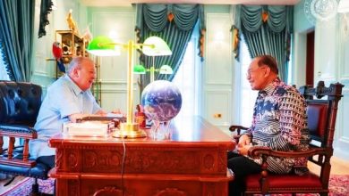 Photo of 国家元首听取安华汇报国事