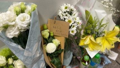 Photo of 【台北捷运随机伤人案】保安勇挡犯人反被刺身亡 民众献花悼念