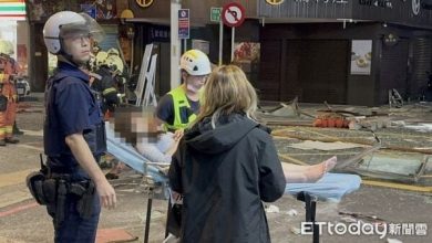 Photo of 新北板桥餐厅凌晨突气爆! 整层炸毁 4女1男急送医