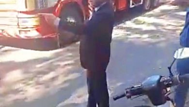 Photo of 伐树封路致交通瘫痪 佳日星与工人爆口角
