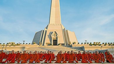 Photo of 僧侣为柬祈祷和平
