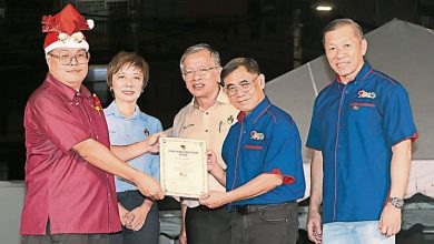 Photo of 2500跨族群教友游行 普世欢腾迎圣诞好热闹