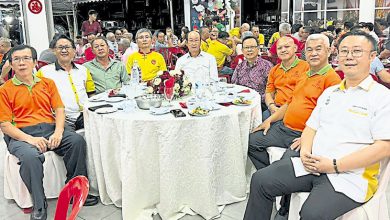 Photo of 【威省吴氏宗祠冬祭宴】吴清辉欣见年轻宗亲参与 冬至祭祖凝聚宗谊