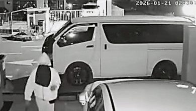 Photo of 3蒙面贼持械闯屋 行窃过程遭电眼拍下