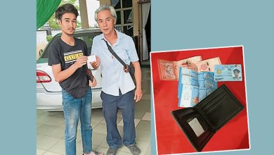 Photo of 华裔技工拾金不昧 捡获皮夹物归原主