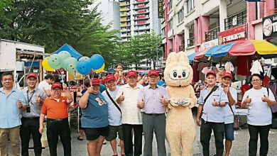 Photo of 邓普勒111夜市开业 居民商家热烈捧场