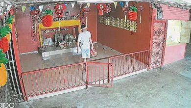 Photo of 潜庙掷毁拿督公金身 监视器拍男子破坏过程