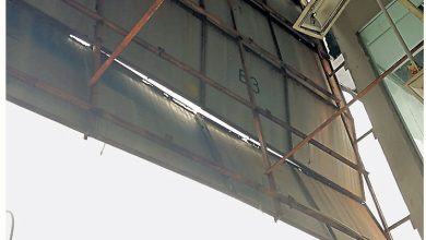 Photo of 关丹大巴剎巨型广告牌严重腐蚀 须速拆免掉落砸伤人