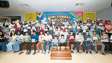 Photo of 灵市厅赠开学购物券 助B40家庭百名学生