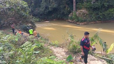 Photo of 舍身救起10岁儿 父遭湍急河水卷走失踪