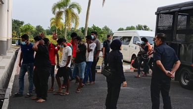 Photo of 两家不合竟纠众互殴 姐弟受伤 17人被捕