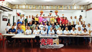 Photo of 二条路华人美食街小贩 1日迁广汀会馆停车场营业