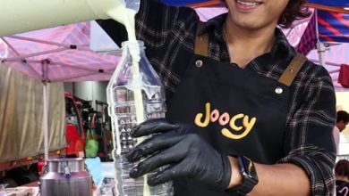 Photo of 马来艺人卖石榴汁说流利华语    一众华裔顾客拜倒其石榴檔下