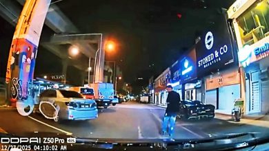 Photo of 视频疯传掀肉搜 法拉利路霸司机主动到警局配合调查