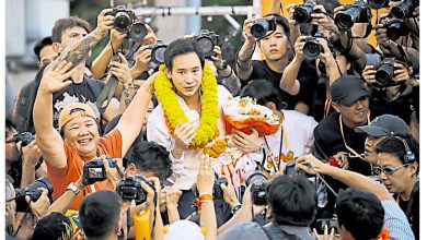 Photo of 【泰国大选】为人民党站台助选  披塔现身造势会