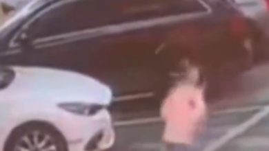 Photo of 母忧女儿不捨躲起来  她找不到人哭到”当街休克”