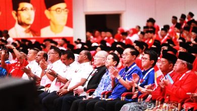 Photo of 巫统大会〡国大党去留未定 沙拉瓦南现身巫统大会