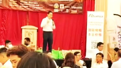 Photo of 谈替代地引农民不满 张哲敏被质问：土地在哪