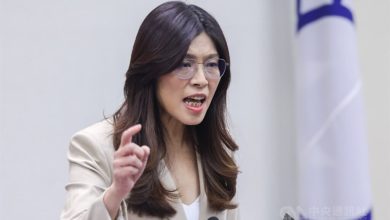 Photo of “卖芒果干”失效！郑丽文点名郑习会成关键