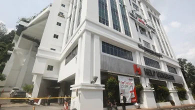 Photo of 精英大学校园爆炸案| 3伤者送隆中央医院红区接受治疗 校方安排辅导员安抚伤者与家属