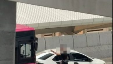 Photo of 嚣张男挡巴士道反呛: “来撞我啊!” 新山关卡闹剧惹众怒