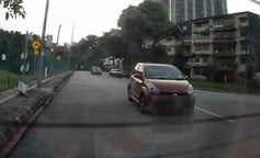 Photo of 开着车门狂飙逼车 蕉赖现“疯狂迈薇”