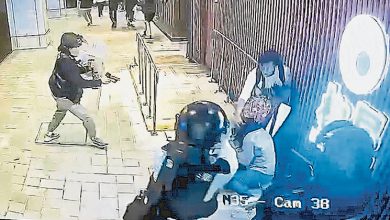 Photo of 越男持刀挟持路人 港警连开2枪击毙