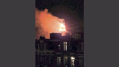 Photo of 跨年烟火事故2死 阿姆斯特丹教堂失火崩塌