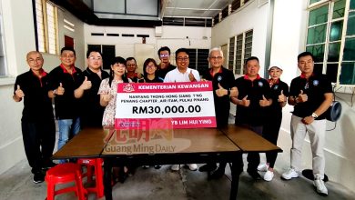 Photo of 槟南洋同奉善堂下月重建 林慧英移交3万拨款