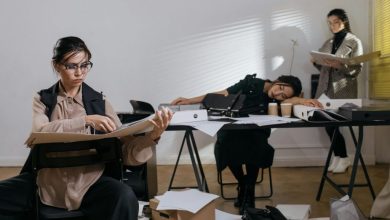 Photo of “职场鬼故事”频传 逾40%受雇者最怕问题主管