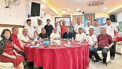 Photo of 大山脚盂兰山庄巴刹工友暨商行 27日团拜颁助学金