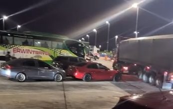 Photo of 汽车司机上网讨拍被骂翻 网民: 重型车司机不用歇息吗?