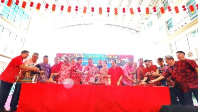 Photo of 张庆信： 大年初一首两小时 逾8千人入境