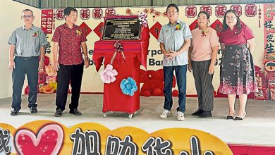 Photo of 彭学良关心学校发展 协助争取学生福祉