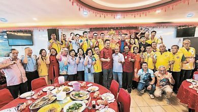 Photo of 马口狮子会孝亲敬老新春宴 财神派240长者红包