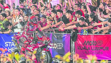 Photo of 【MotoGP】新季隆市正式推介 下雨无阻上万车迷