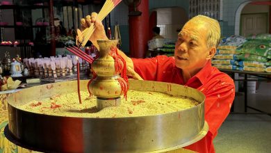 Photo of 连续40年不间断 李联康大年初一拜9庙祈福