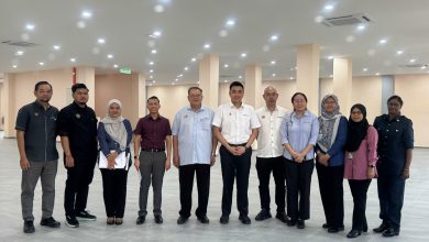 Photo of 巡视武吉班卓翻新礼堂 方美铼满意工程成果