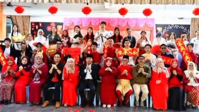 Photo of 太平吉輦包勿國中喜辦新春活動      各族師生齊撈生 齊寫春聯 齊賞舞獅