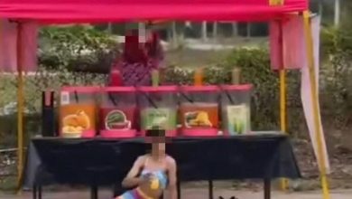 Photo of 斋月穿美人鱼装 男子卖饮料遭狠批
