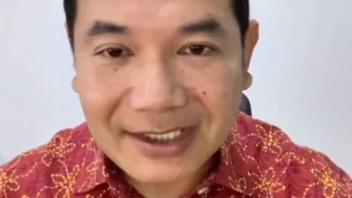 Photo of 接蓝眼解释信 拉菲兹批拐弯抹角 强调未退党