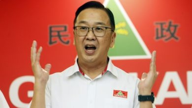 Photo of 炮竹烟花合法与否 刘华才: 别为私欲车大炮