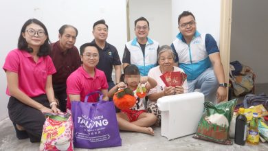 Photo of 王宇航助婆孙迁人民屋 减月租 增福利金 
