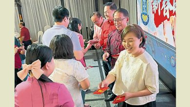 Photo of 【新民独中教职员福利组新春晚宴】黄明国：非平坦道路 教育需无私长期耕耘