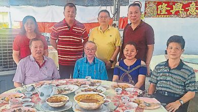 Photo of 甲拋峇底乐龄公会 陈良成蝉联会长