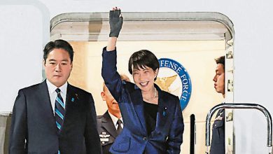 Photo of 高市访美晤特朗普 会后共同种植樱花树