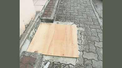 Photo of 沟盖不见仅用木板遮盖 巴生商业区暗藏危机