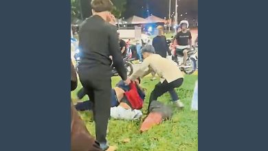 Photo of 疑涉及偷窃摩多 民众制伏男子爆冲突