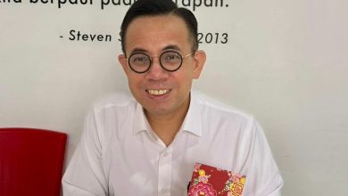 Photo of 洗碗工逆袭成大学生 沈志强分享义子新年贺卡